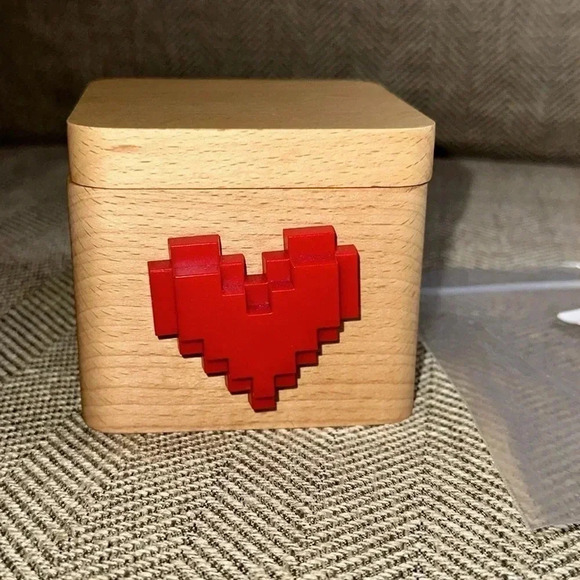 LOVEBOX Black & White Edition Wifi Messaging System - Picture 4 of 9